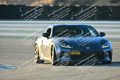 media/Nov-02-2025-Speed Ventures (Sun) [[61724e2e34]]/Yellow/Session 4/